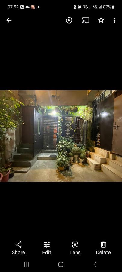 Sufi Khandar Home Stay Nowe Delhi Zewnętrze zdjęcie